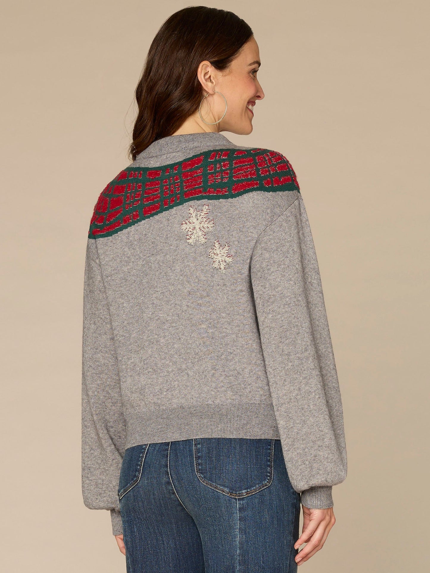 Long Sleeve High Round Neck Placement Skiing Dog Jacquard Sweater