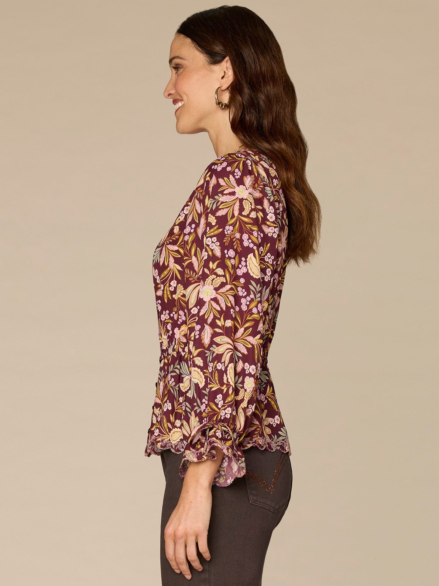 Long Sleeve V-Neck Scallop Edge Floral Print Petite Woven Top